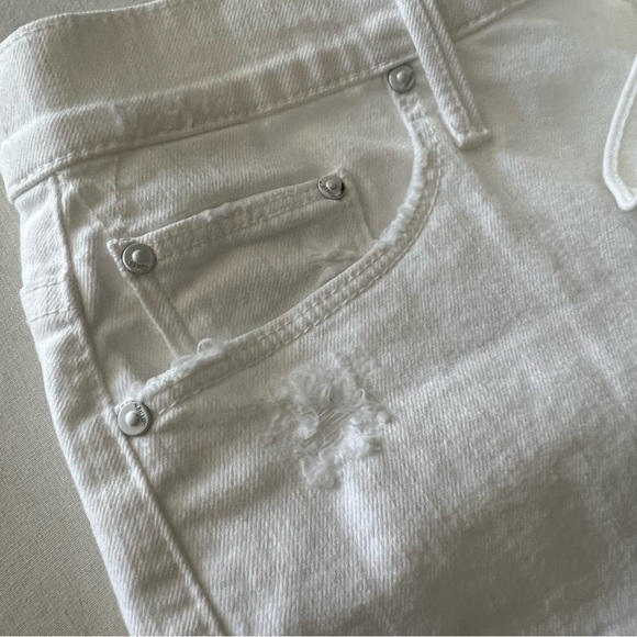 Mother The Vagabond Cut Off Shorts in Stayin' Cool - Picture 7 of 16